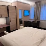 Am Schloss 3* マイニンゲン